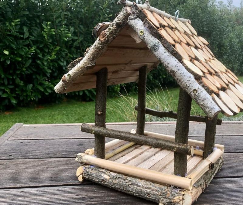 Családi madáretető készítés